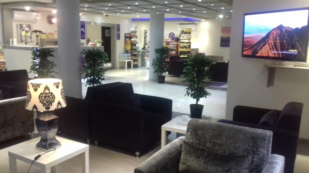 Rofan House Serviced Apartments ริยาดห์ ภายนอก รูปภาพ